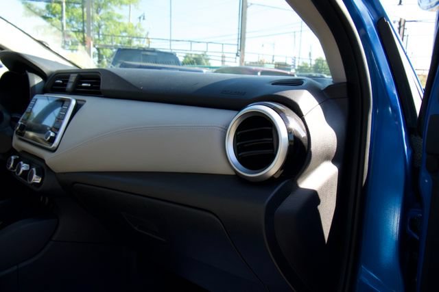 Used 2020 Nissan Versa SV FWD image 25