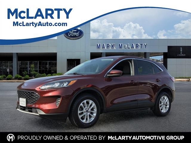 Certified 2021 Ford Escape SE w/ Cold Weather Package AWD/4WD image 1