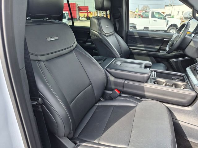 Certified 2025 Ford Expedition Platinum w/ Stealth Performance Package AWD/4WD image 22