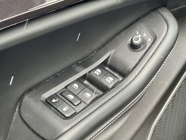 Used 2022 Jeep Grand Cherokee L Laredo w/ Luxury Tech Group I image 12