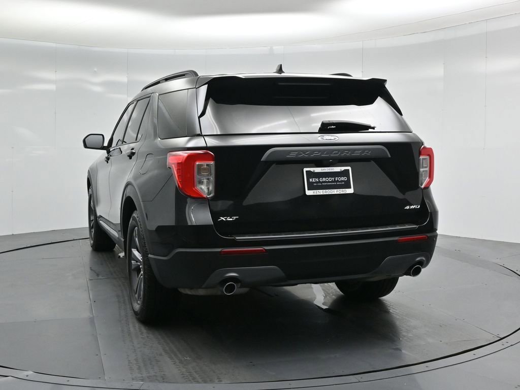 Certified 2023 Ford Explorer XLT w/ Equipment Group 202A image 34