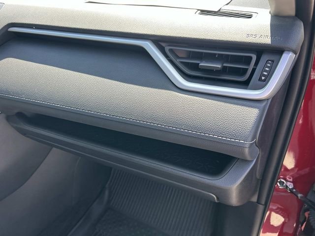 Used 2022 Toyota RAV4 LE FWD image 27