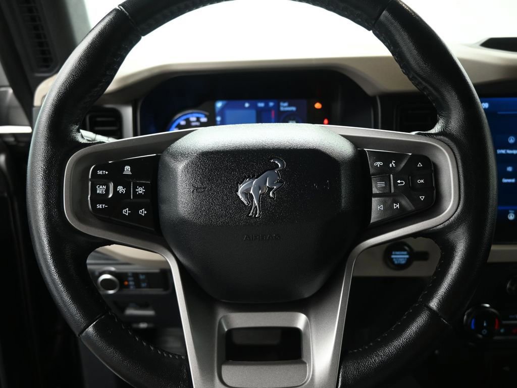 Certified 2022 Ford Bronco Wildtrak AWD/4WD image 39