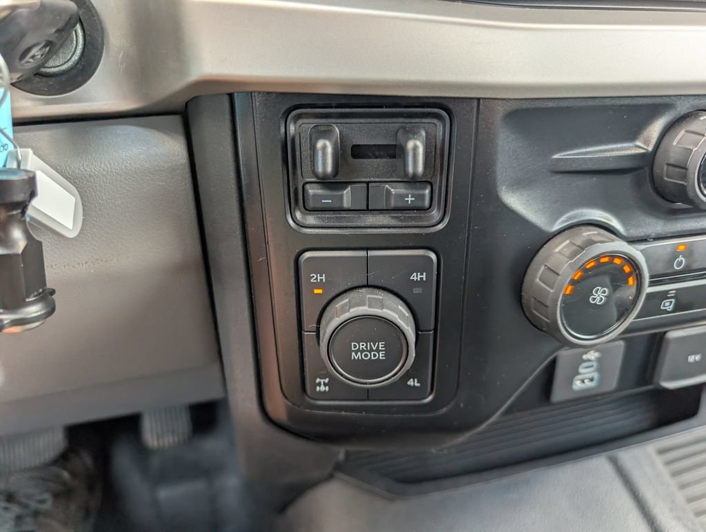 Certified 2024 Ford F350 XLT w/ 360-Degree Camera Package AWD/4WD image 16