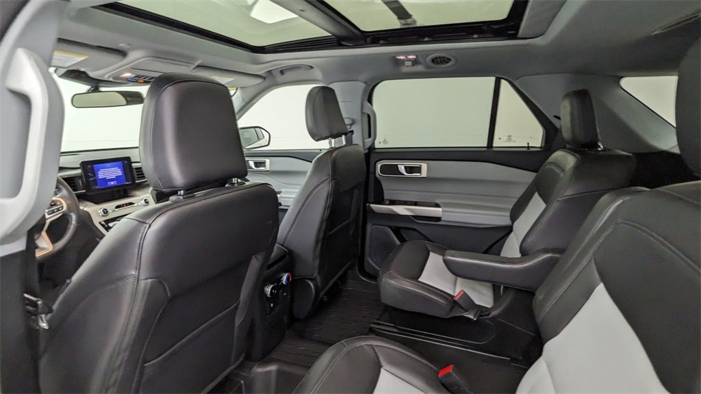 Certified 2023 Ford Explorer XLT w/ Equipment Group 202A image 37