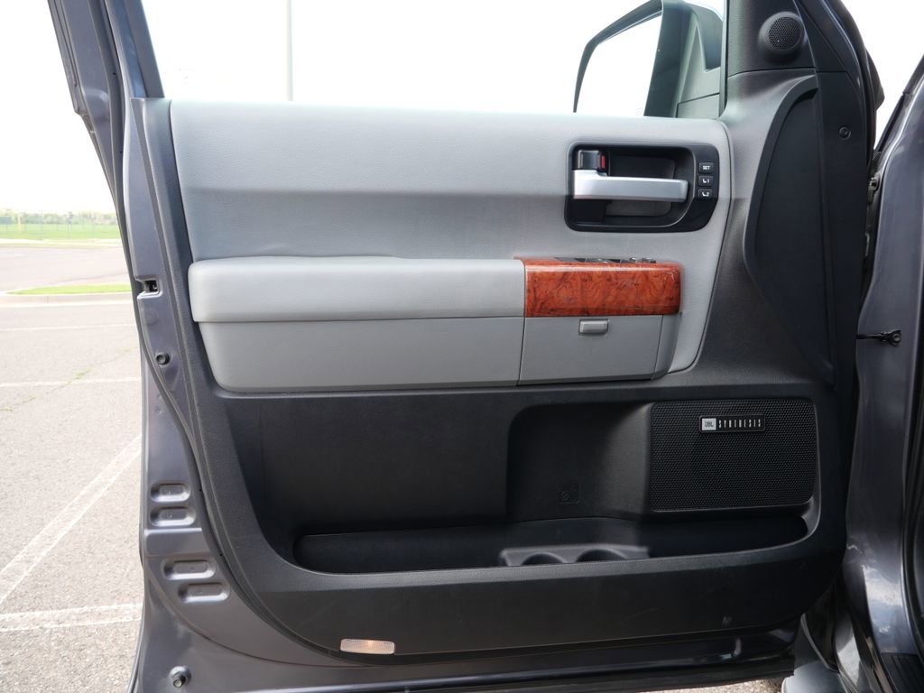 Used 2018 Toyota Sequoia Platinum w/ Carpet Mat Package image 16