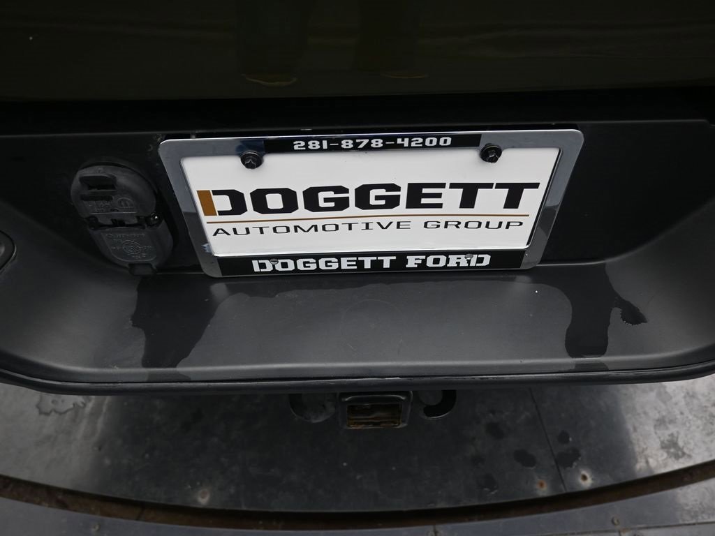 Used 2022 Jeep Gladiator Mojave w/ Cold Weather Group image 17