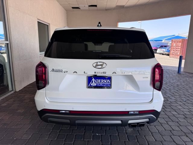 Used 2024 Hyundai Palisade Limited AWD/4WD image 4