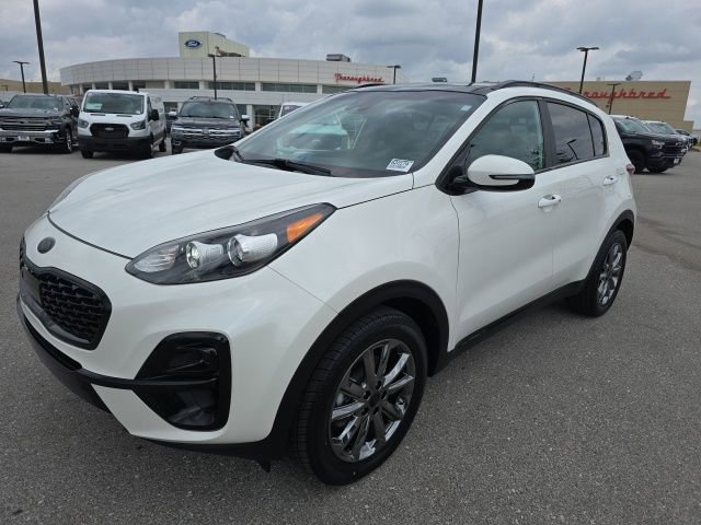 Used 2021 Kia Sportage S w/ S AWD Premium Package image 7