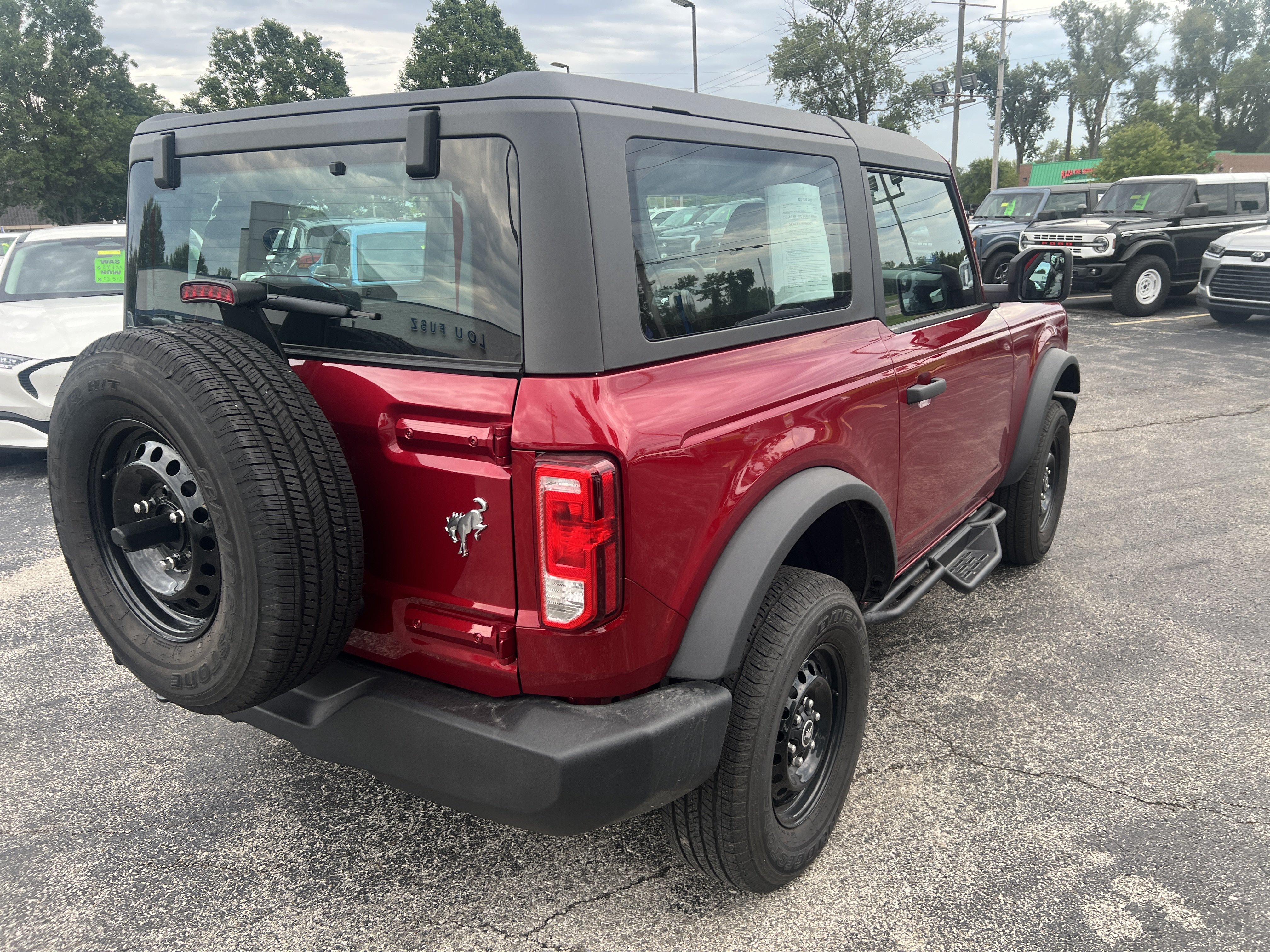 Certified 2025 Ford Bronco 2-Door AWD/4WD image 7
