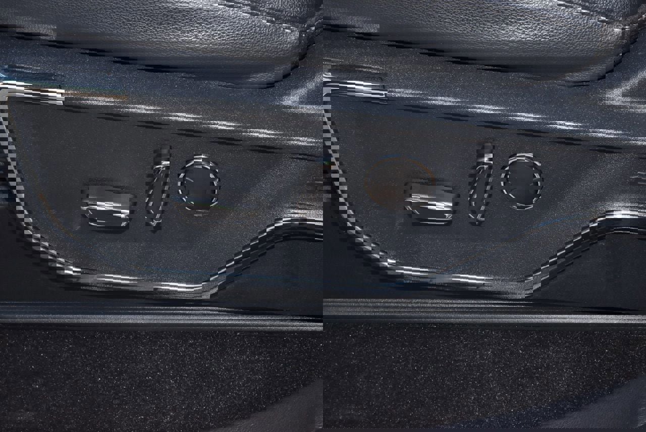 Certified 2023 Ford F150 Lariat w/ Equipment Group 502A High image 39