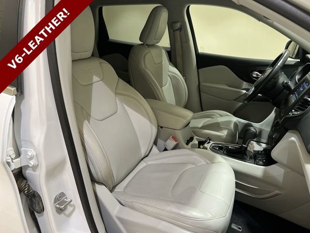 Used 2020 Jeep Cherokee Latitude Lux w/ Comfort/Convenience Group image 22