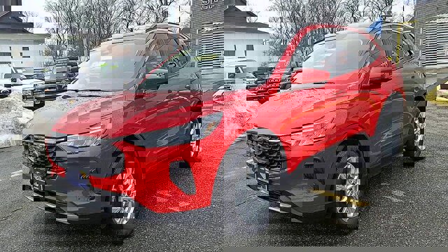 Certified 2024 Ford Escape Active w/ Tech Pack #2 image 2