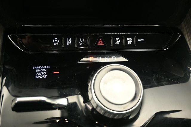 Used 2024 Jeep Wagoneer Series II AWD/4WD image 14