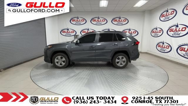 Used 2024 Toyota RAV4 XLE FWD image 5
