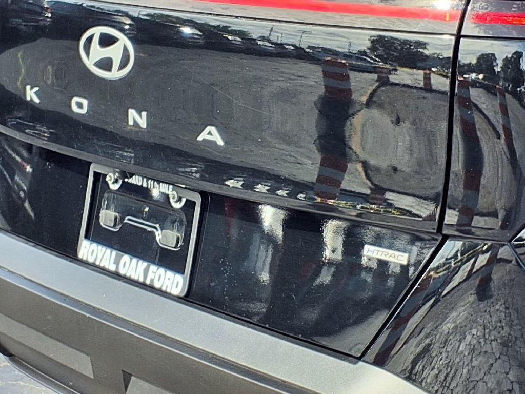 Used 2025 Hyundai Kona SEL AWD/4WD image 26