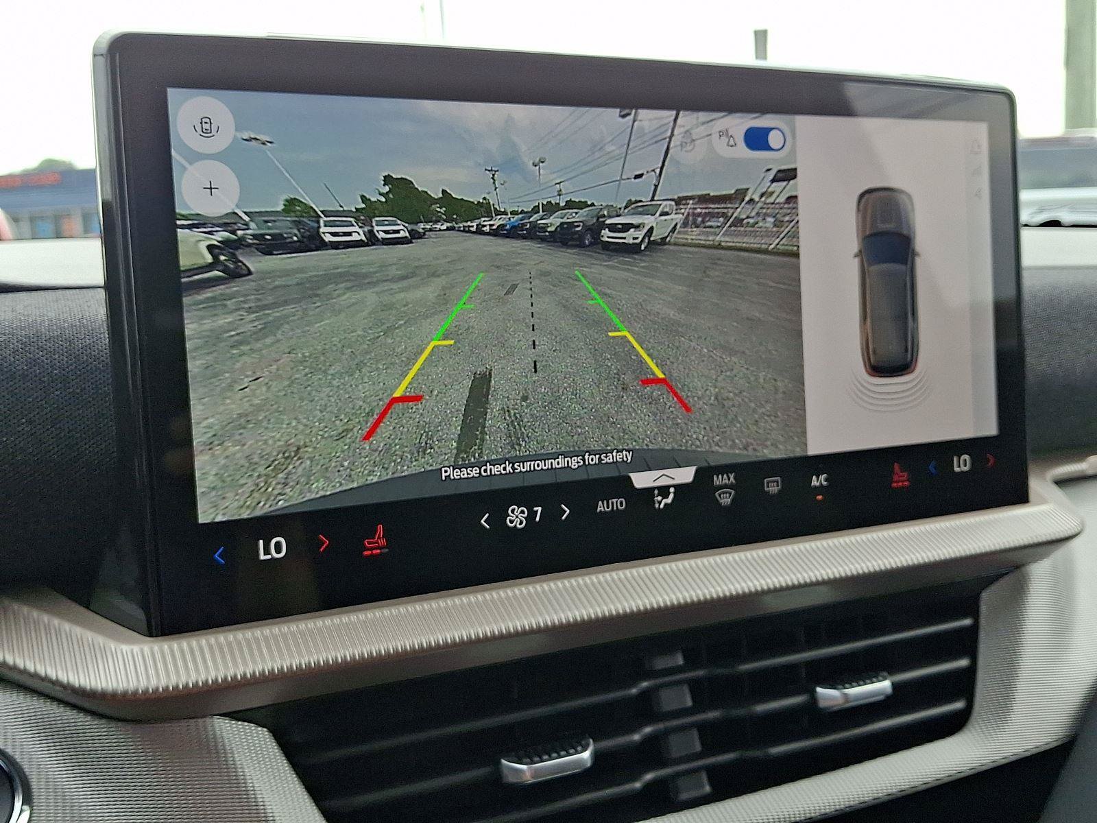 Certified 2025 Ford Explorer Active AWD/4WD image 18