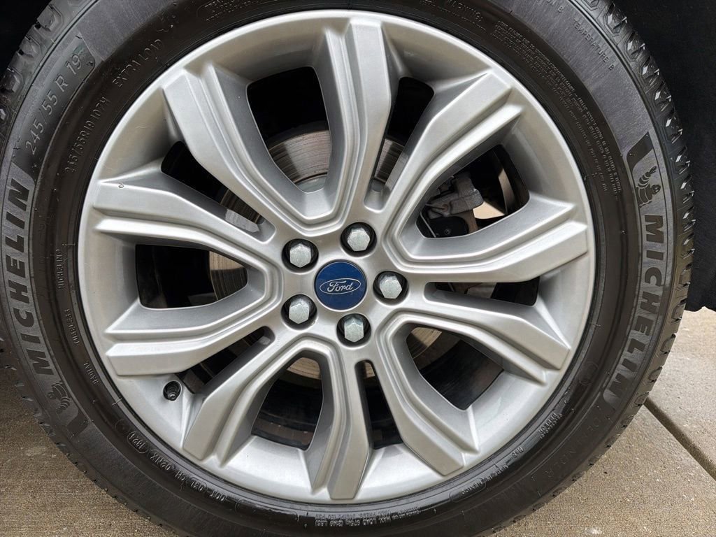 Certified 2019 Ford Edge Titanium w/ Equipment Group 301A image 48