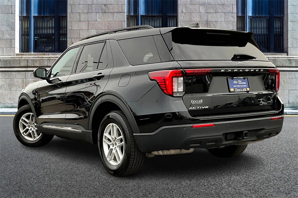 Certified 2025 Ford Explorer Active image 10