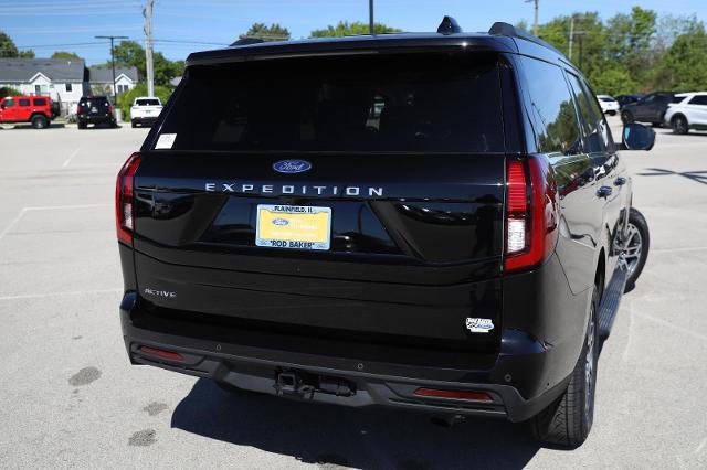 Certified 2025 Ford Expedition Active AWD/4WD image 8