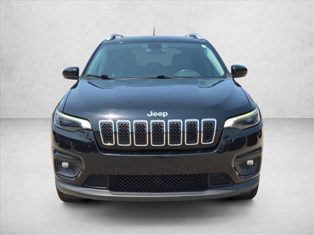 Used 2020 Jeep Cherokee Latitude Plus w/ Cold Weather Group AWD/4WD image 2