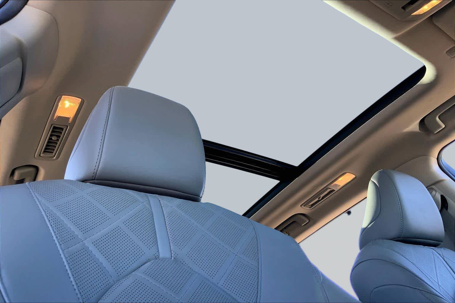 Used 2020 Toyota Highlander Platinum AWD/4WD image 21