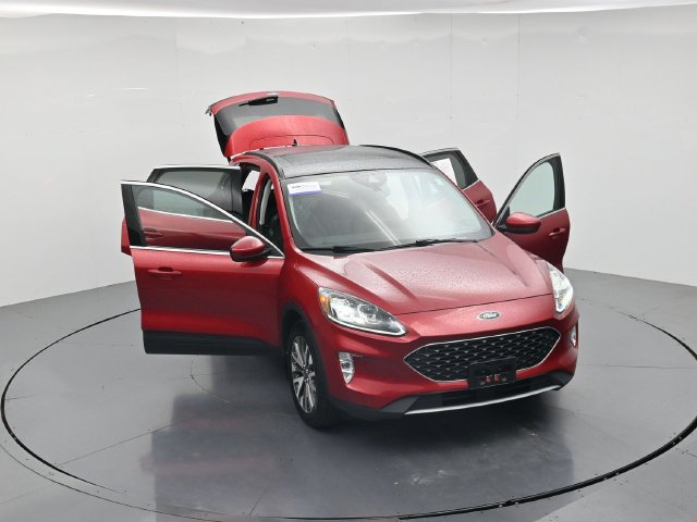 Certified 2022 Ford Escape Titanium w/ Class II Trailer Tow Package AWD/4WD image 48