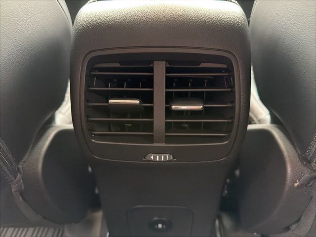 Certified 2023 Ford Escape SE w/ Class II Trailer Tow Package image 17