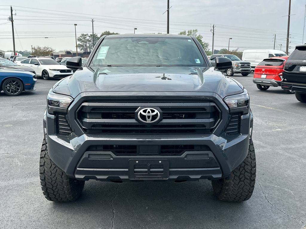 Used 2025 Toyota Tacoma SR RWD video 2