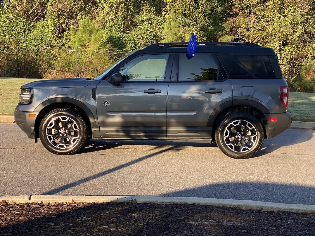 Certified 2025 Ford Bronco Sport Outer Banks w/ Outer Banks Tech Package+ AWD/4WD image 7