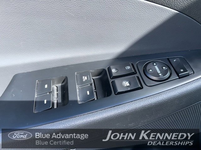 Used 2019 Hyundai Tucson Sport image 16