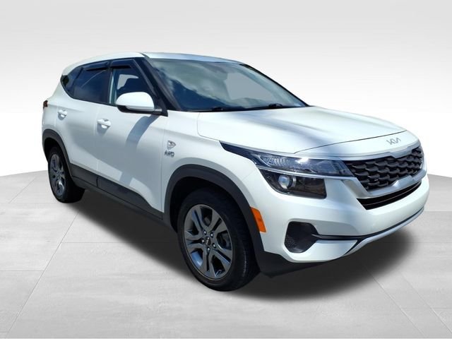 Used 2022 Kia Seltos LX AWD/4WD image 14
