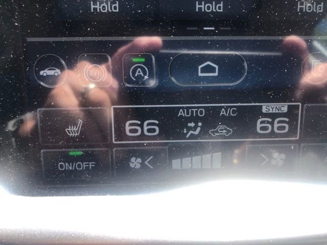 Used 2023 Subaru Outback Premium AWD/4WD image 9