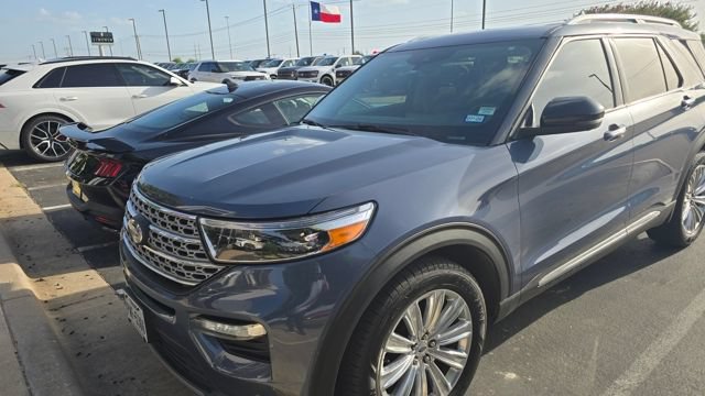 Certified 2021 Ford Explorer Limited w/ Equipment Group 301A RWD image 2
