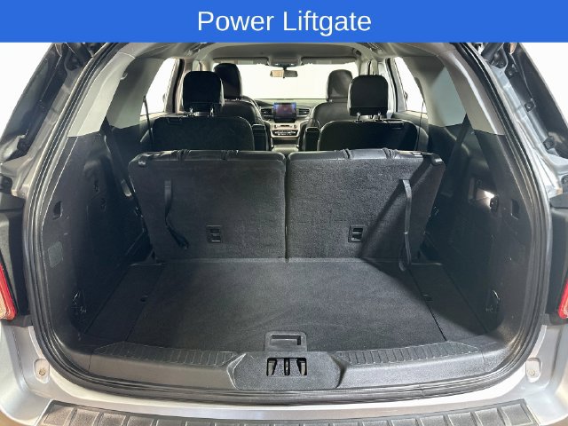 Certified 2021 Ford Explorer XLT w/ Equipment Group 202A AWD/4WD image 10