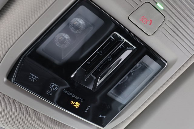 Used 2024 Volkswagen Atlas Peak Edition SEL image 38