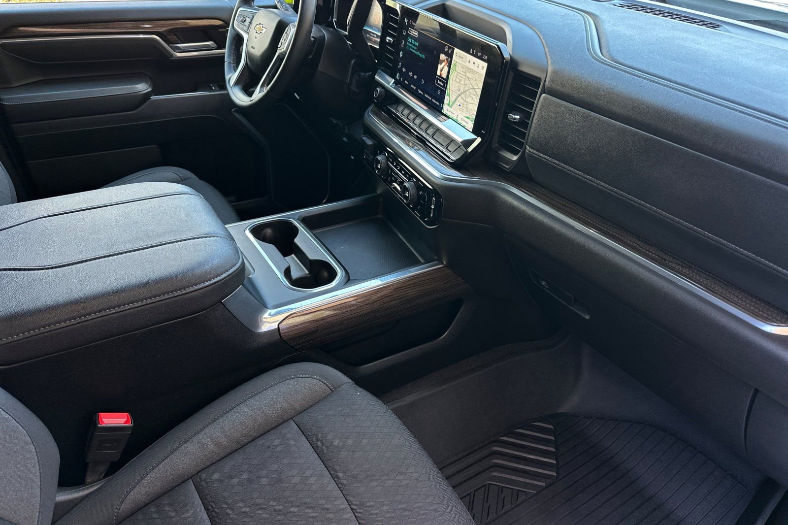 Used 2025 Chevrolet Silverado 2500 LT w/ Texas Edition image 14