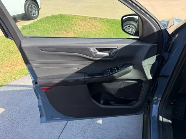 Certified 2024 Ford Escape ST-Line FWD image 8