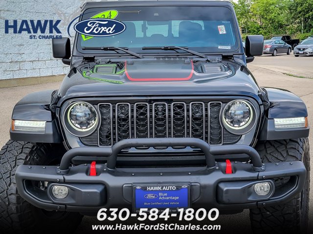 Used 2024 Jeep Gladiator Rubicon w/ Technology Group AWD/4WD image 5