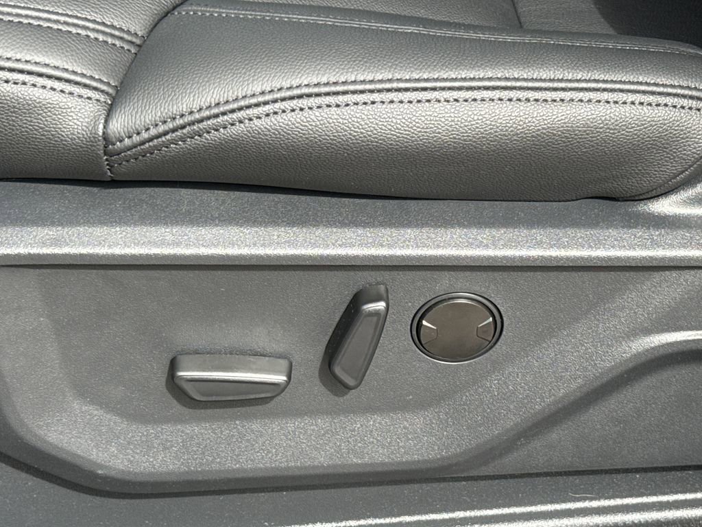 Certified 2025 Ford Expedition Active RWD image 26