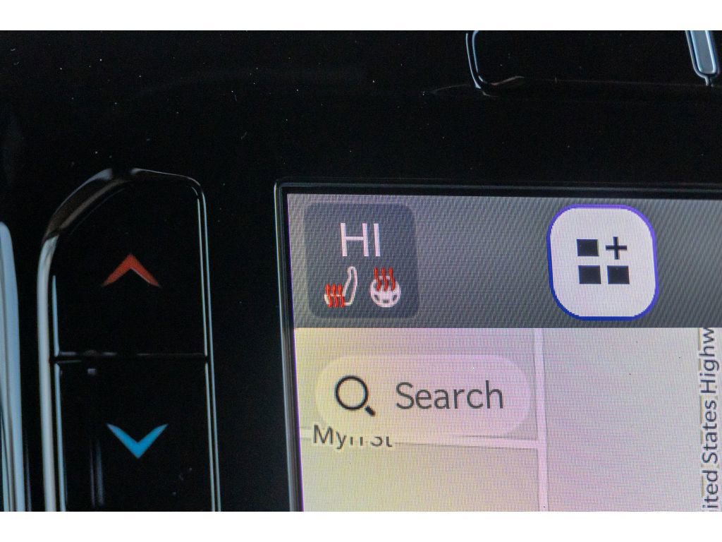 Used 2022 RAM 1500 Limited w/ Cold Weather Group image 26