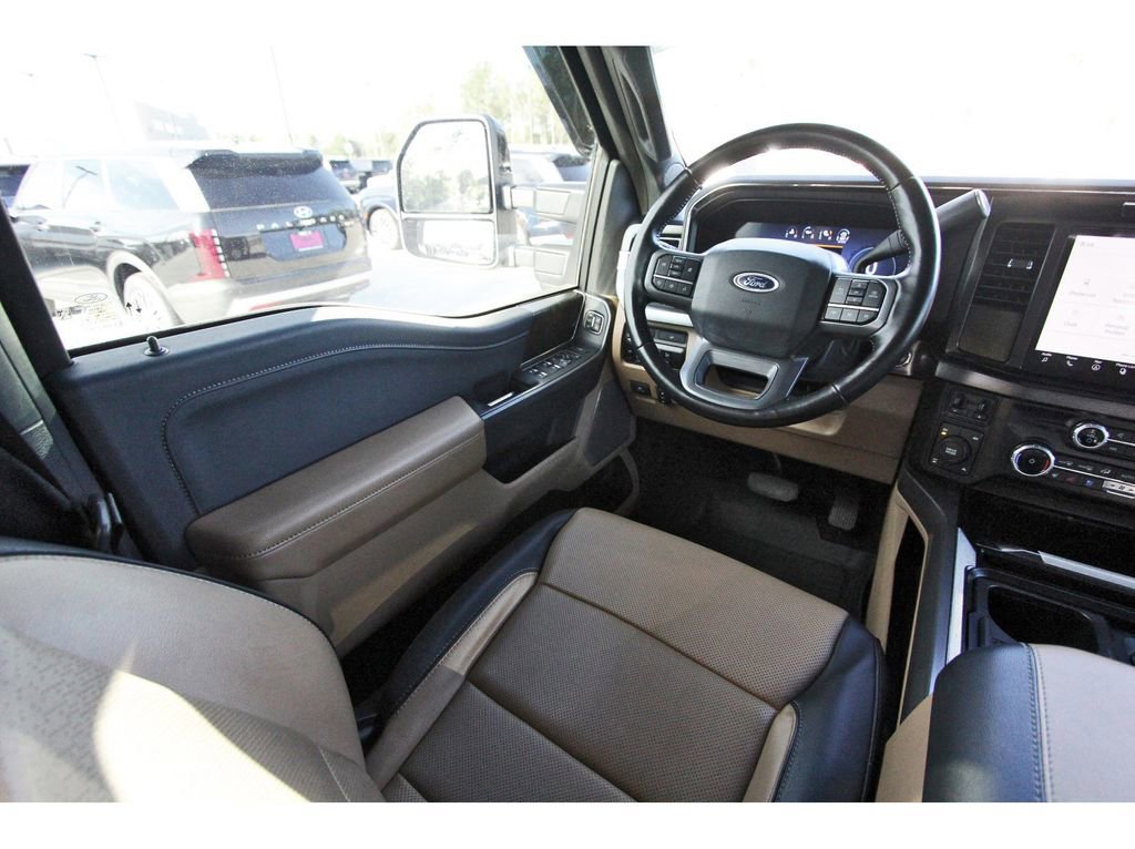 Certified 2023 Ford F250 Lariat image 12
