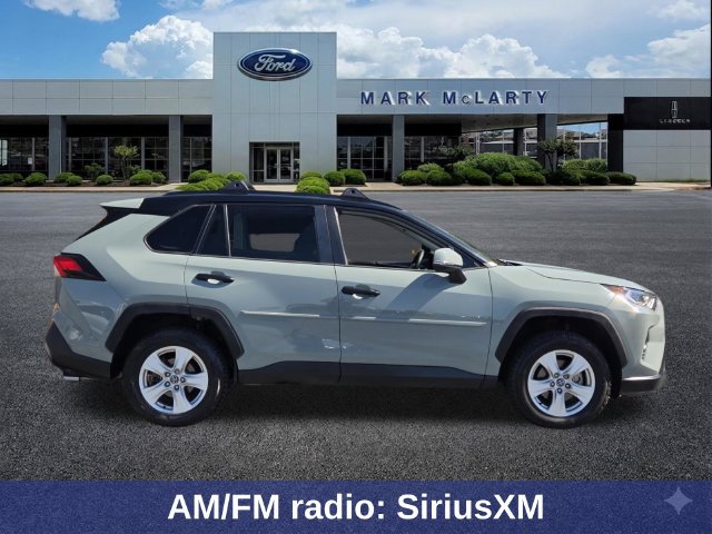 Used 2020 Toyota RAV4 XLE w/ Convenience Package AWD/4WD image 7