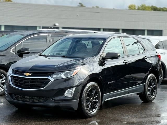 Used 2020 Chevrolet Equinox LS image 3