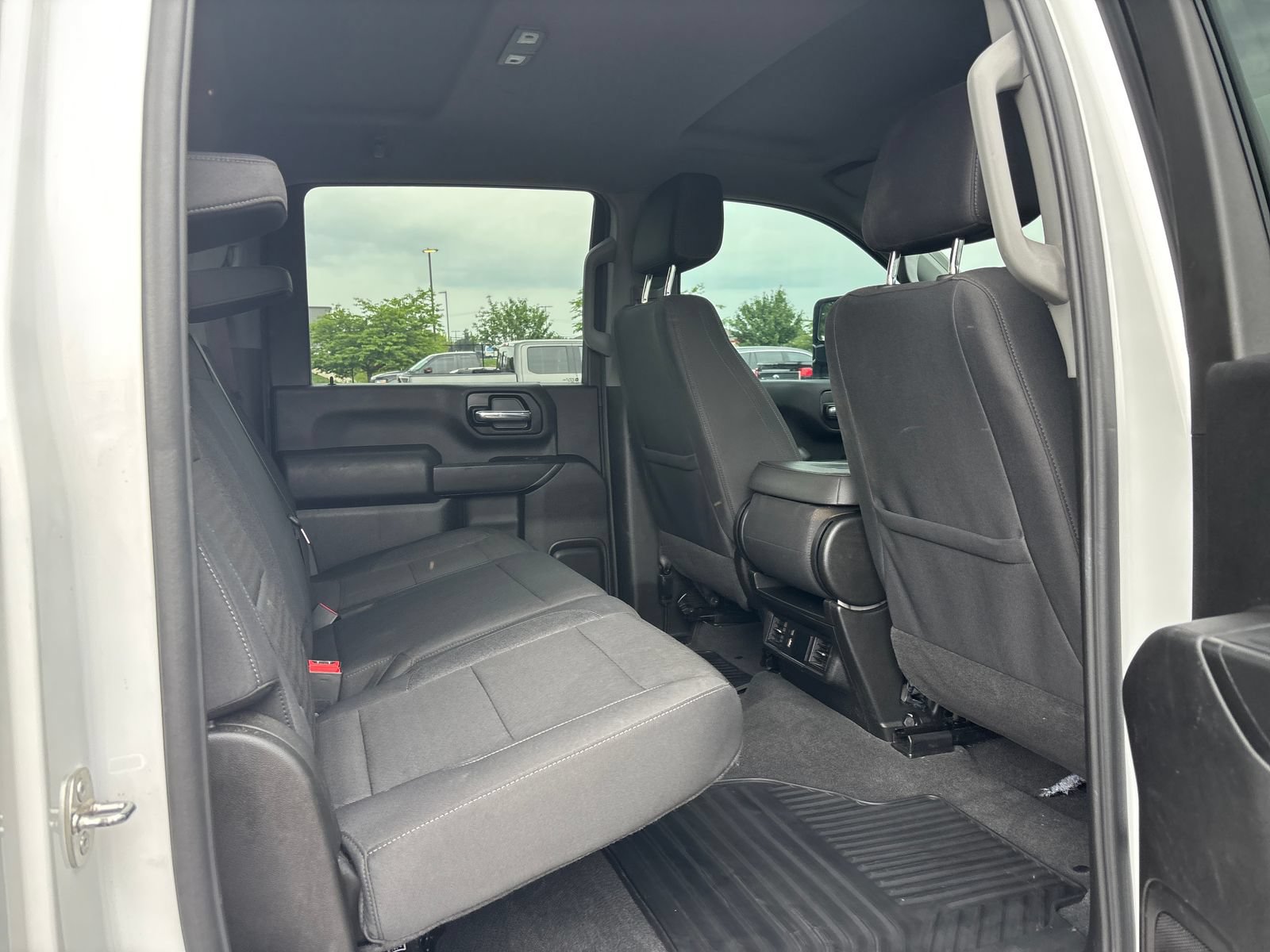 Used 2024 Chevrolet Silverado 2500 Custom w/ Custom Value Package AWD/4WD image 11