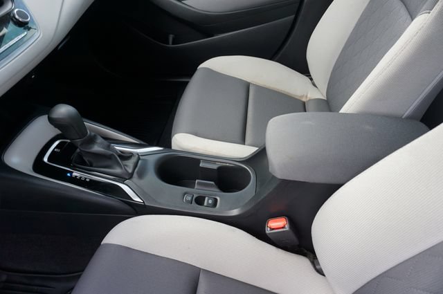 Used 2024 Toyota Corolla LE FWD image 21