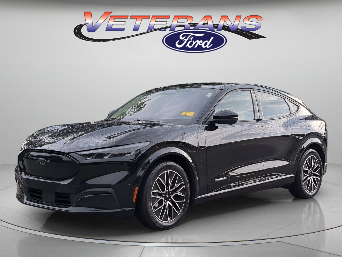 Certified 2024 Ford Mustang Mach-E Premium AWD/4WD image 1