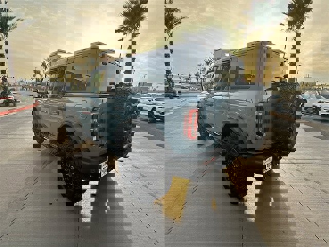 Certified 2023 Ford Bronco Wildtrak image 3