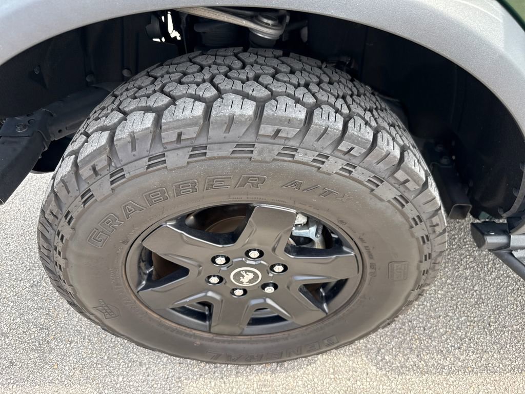 Certified 2024 Ford Bronco Black Diamond AWD/4WD image 12