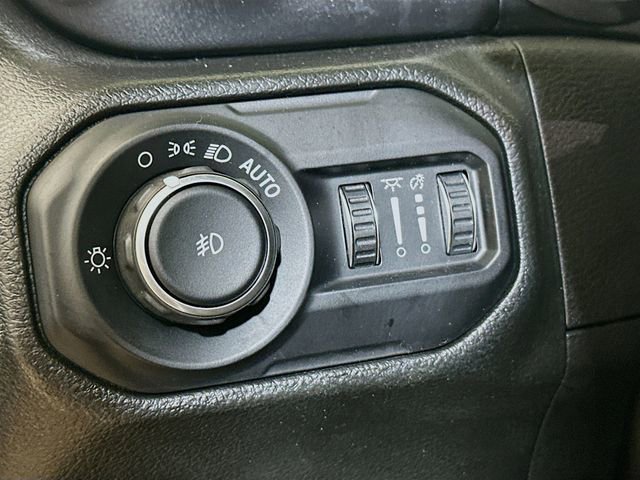 Used 2022 Jeep Wrangler Unlimited Sport image 9